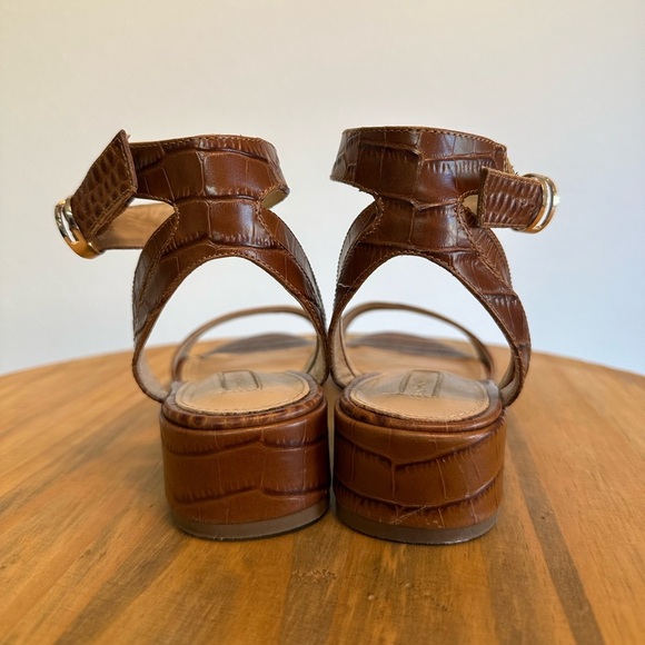 Antonio Melani Brown Crocodile Textured Sandal with Gold Buckle Size 6.5M - Picture 2 of 5